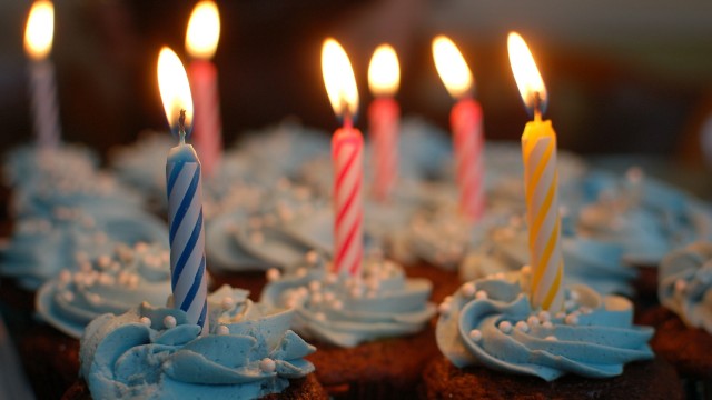 birthday-cake-380178_1920